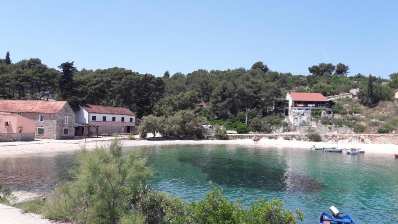 Apartments Vlado - 50M From The Sea Rogac Luaran gambar